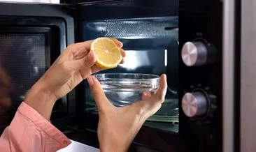 Limonları kesmeden önce mikrodalgaya koyarsanız...