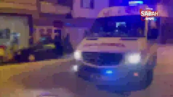 İzmir'de kadın cinayeti: Sokak ortasında bıçaklanarak öldürüldü | Video