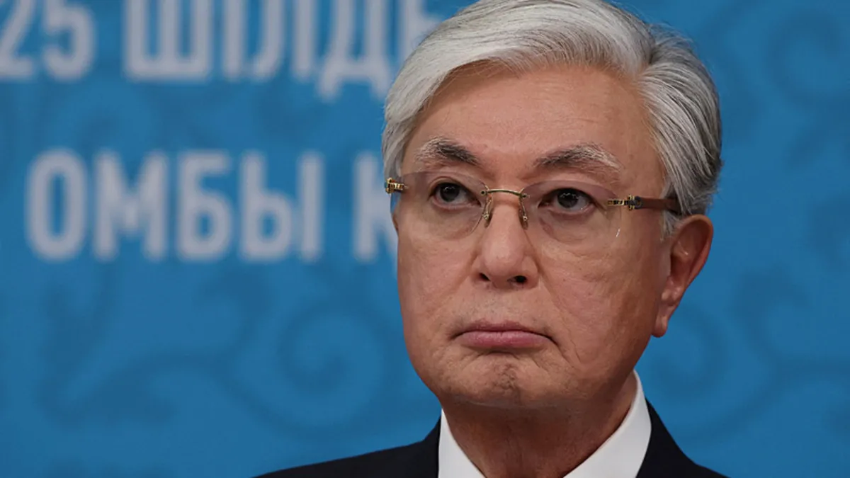 Kazakistan Cumhurbaşkanı Kasım Cömert Tokayev ve Rusya Devlet Başkanı Vladimir Putin'in görüşmesinden bir kare.