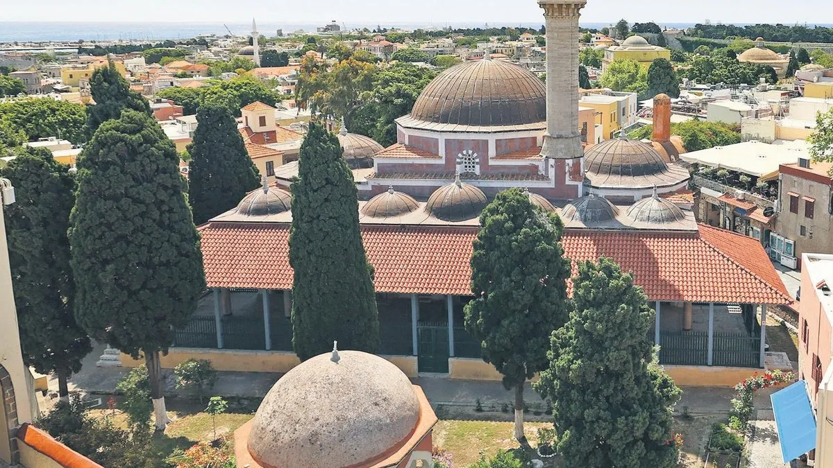 Rodos’taki Osmanlı mirası zamana direniyor