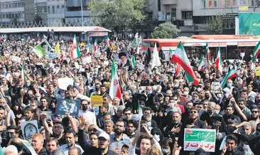 İran’da yönetim yanlıları ile muhalifler sokaklarda