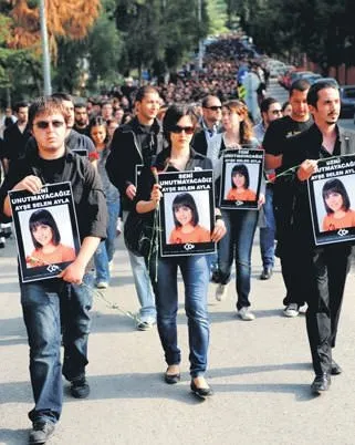 İzmir’de 7.65’lik ölüm kol geziyor