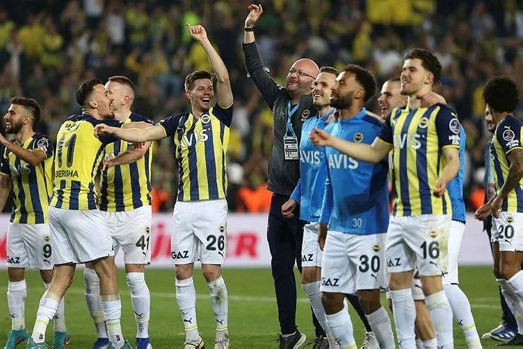 Son dakika Fenerbahçe haberleri: Fenerbahçe’de 5 oyuncunun bileti kesildi! Kulüp bulmaları istendi