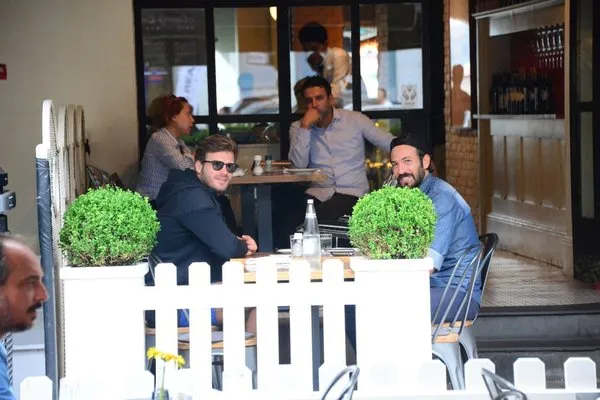 Kıvanç Tatlıtuğ'u hayranları takipte