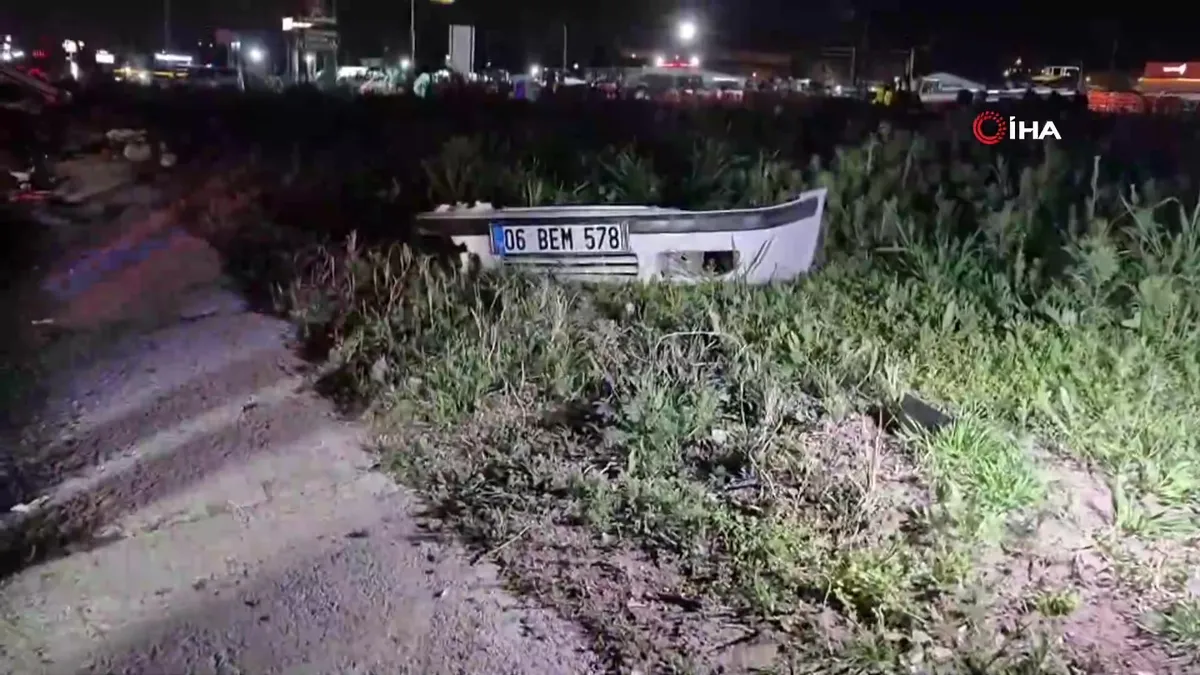Ankara’da kontrolü kaybeden araç takla attı: 1 ölü, 2 yaralı | Video videosunu izle Ankara’da kontrolü kaybeden araç takla attı: 1 ölü, 2 yaralı | Video videosunu izle