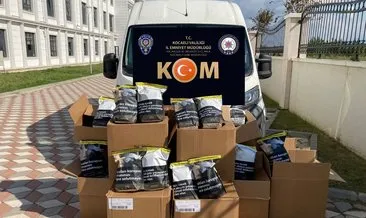 Durdurulan 2 ayrı araçtan kilolarca tütün, binlerce makaron ele geçirildi #kocaeli Durdurulan 2 ayrı araçtan kilolarca tütün, binlerce makaron ele geçirildi #kocaeli