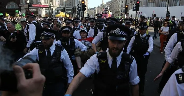 Londra’daki çevreci işgal eyleminde gözaltı sayısı 682 oldu