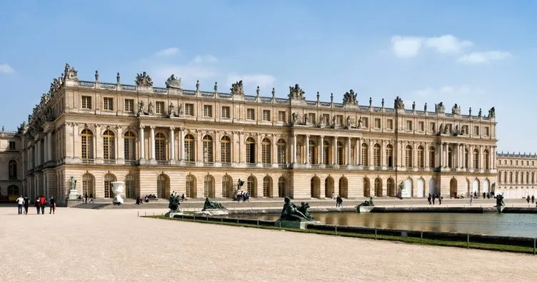 Versay Sarayı nerede? Versay Sarayı kaç odalı?
