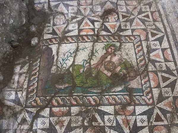 bakan-ersoydan-aspendos-mujdesi-eurymedon-mozaigi-gun-yuzune-cikti-1781767352484.jpeg