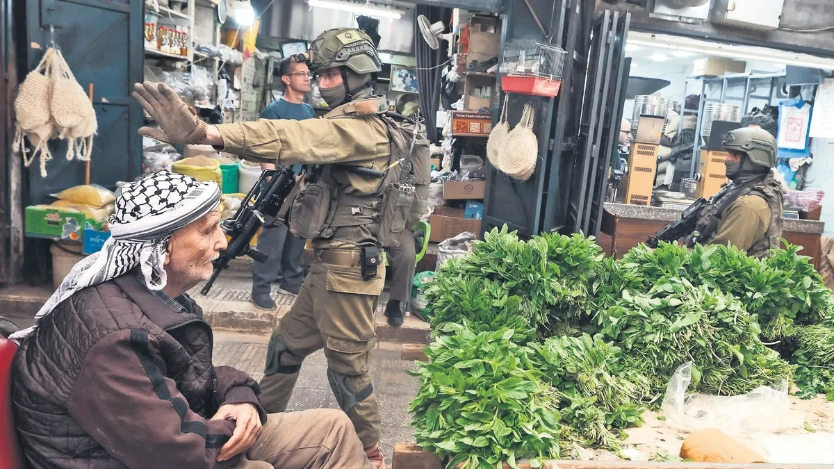 Nazi zulmü Batı Şeria’da: Evleri kundaklıyorlar, öğrencileri arabalarıyla eziyorlar… Nazi zulmü Batı Şeria’da: Evleri kundaklıyorlar, öğrencileri arabalarıyla eziyorlar…