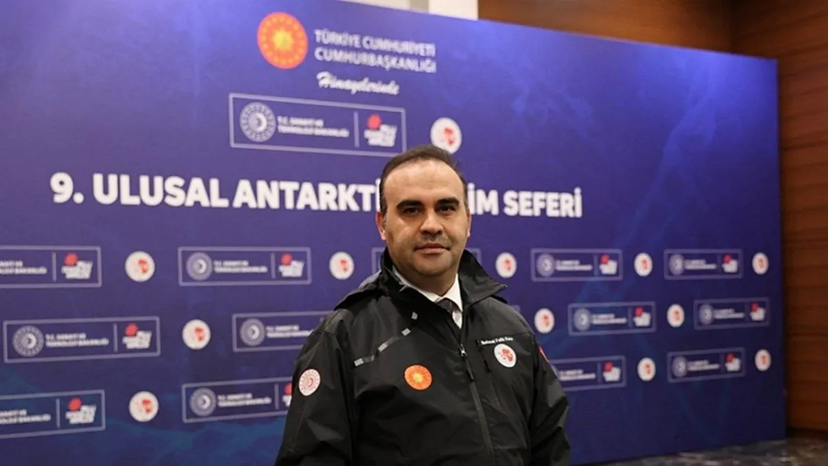 9. Ulusal Antarktika Bilim Seferi başladı! Horseshoe Adası’nda Türk Bilimsel Araştırma Üssü kurulacak 9. Ulusal Antarktika Bilim Seferi başladı! Horseshoe Adası’nda Türk Bilimsel Araştırma Üssü kurulacak