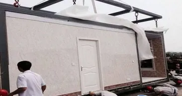 Kendileri inşaa etti