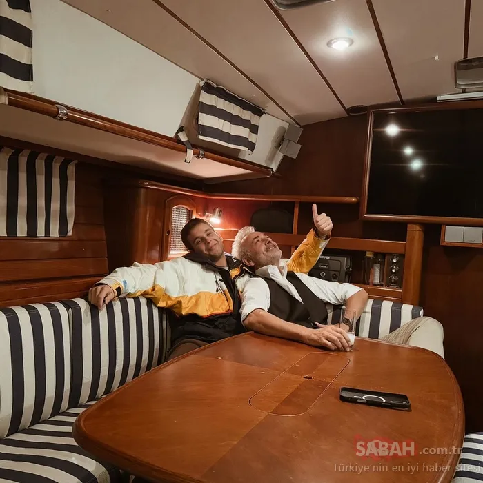 Mehmet Aslantuğ ile Arzum Onan’ın yakışıklı oğlu Can Aslantuğ yeni yaşına girdi! 24 sene önce bugün