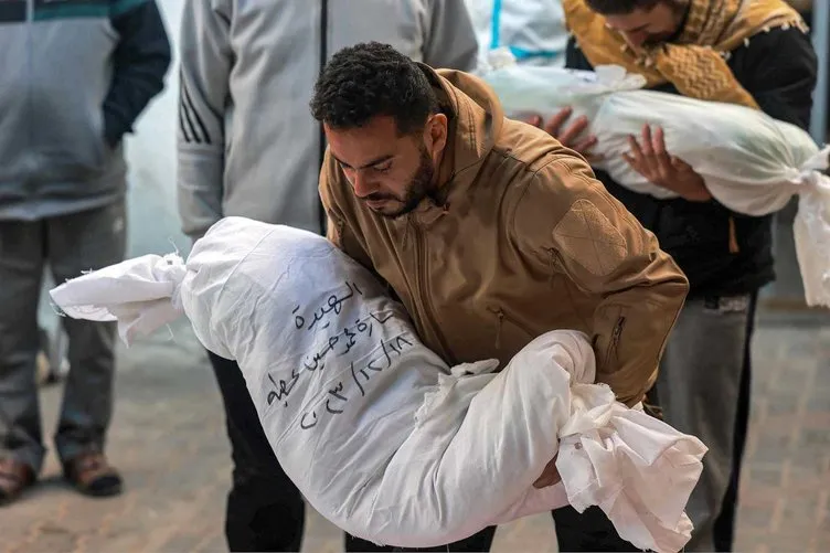 SON DAKİKA | İsrail öldürüyor ABD oyalıyor! Diriye ayrı eziyet ölüye ayrı eziyet