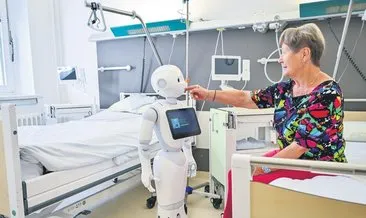 Hemşirelik görevini robotlar devralıyor