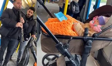 Bursa’daki metroda ilginç anlar: Bebeği klarnetle ninni çalıp uyuttular