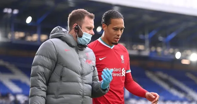Van Dijk sakatlandı! Akıllara Muslera geldi