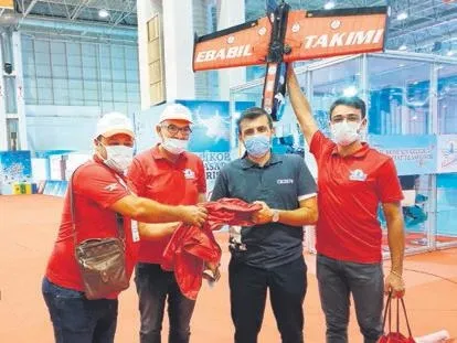 Mehmetçik sevgisi iki kardeşi mucit yaptı