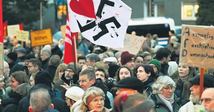 Irkçı AFD’ye seçmen darbesi