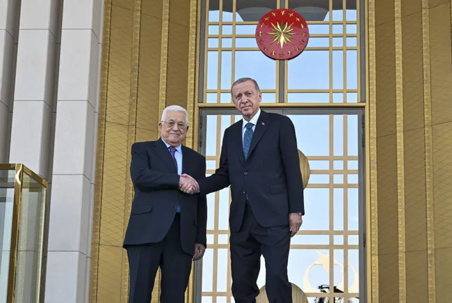 son-dakika-filistin-devlet-baskani-ankarada-baskan-erdogandan-onemli-aciklamalar-1690304387360.jpg