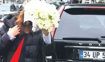 Flaşlar güzelleri kızdırdı