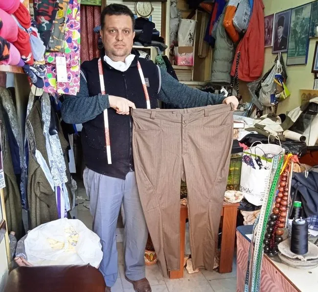 36 yıldır külot pantolon dikiyor