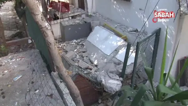 Kadıköy'de 25 yıllık binanın balkonları çöktü, mahalleli sokağa döküldü | Video