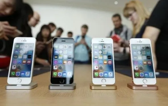 Bu iPhone’lar ölüyor, iPhone ekranları kararıyor!