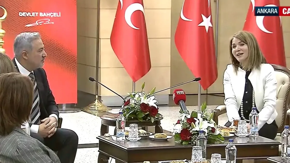 SON DAKİKA | DEM Parti ve MHP'den bayram buluşması: Terörsüz Türkiye mesajı verdiler