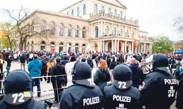 Kriz eyaletleri birbirine düşürdü