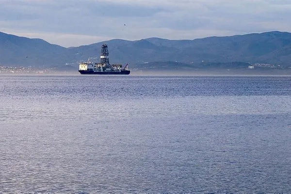 'Türkiye'nin ilk sondaj gemisi' Marmara Denizi'ne geldi