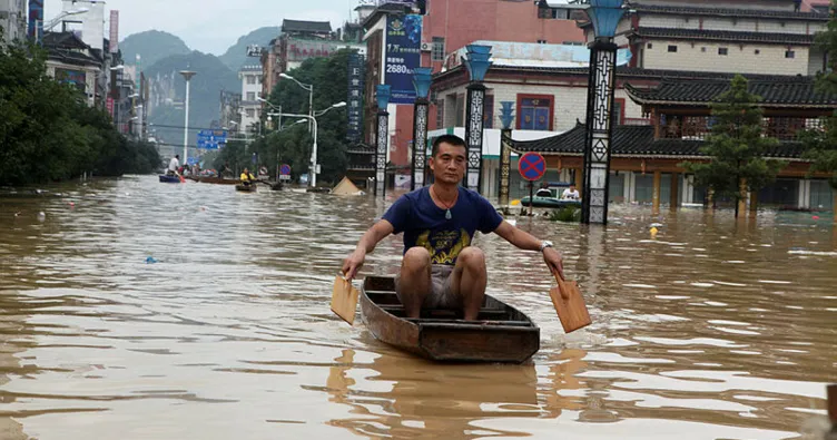 Çin’de yağışlar can aldı: 9 ölü