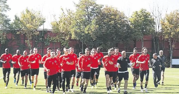 Gençlerbirliği Galatasaray maçı hazırlıklarına başladı