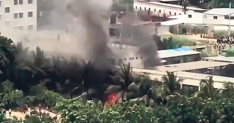 Askeri uçak kampüse düştü