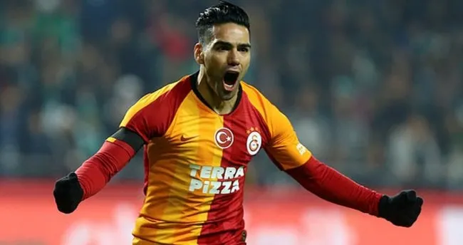 Galatasaray Da Falcao Belirsizligi Derbide Spor Haberleri
