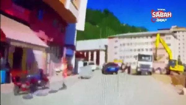 1 kişinin hayatını kaybettiği silahlı 'yol verme' kavgasının görüntüleri ortaya çıktı | Video