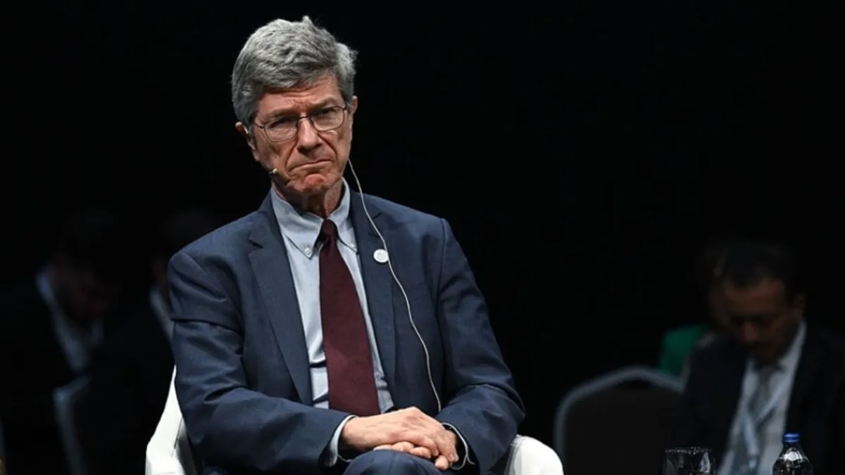 ABD’li ekonomist Jeffrey Sachs: Türkiye’nin savunma sanayideki yükselişi NATO’daki dengeleri sarsıyor ABD’li ekonomist Jeffrey Sachs: Türkiye’nin savunma sanayideki yükselişi NATO’daki dengeleri sarsıyor