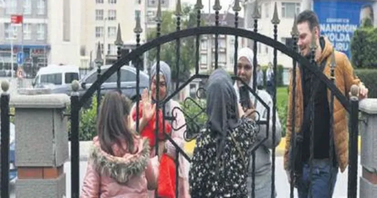 Suriyeli mülteciler evlerine dönüyor: Türkiye ikinci vatanımız!