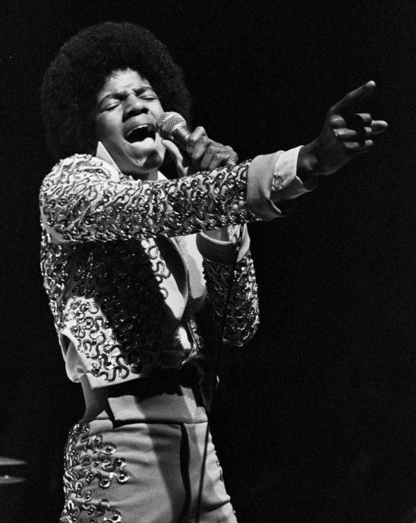 Michael Jackson'ın çok konuşulan değişimi