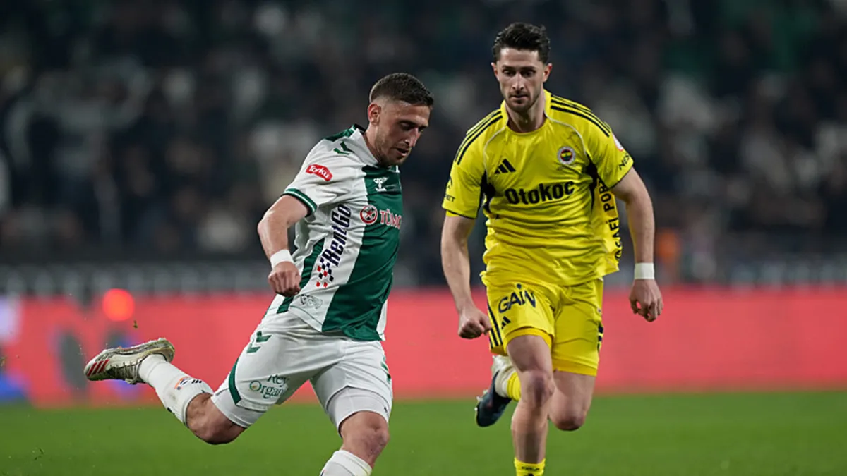 Fenerbahçe’de İsmail Yüksek’ten şok sözler! ‘Tek kelimeyle rezillik’ Fenerbahçe’de İsmail Yüksek’ten şok sözler! ‘Tek kelimeyle rezillik’