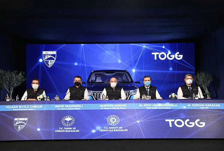 son-dakika-haber-yerli-otomobil-toggda-yeni-gelisme-anlasma-imzalandi-1613040136934.jpg