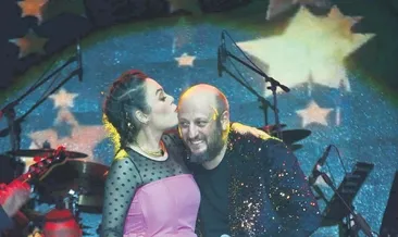 Festival gibi Zeki Müren gecesi