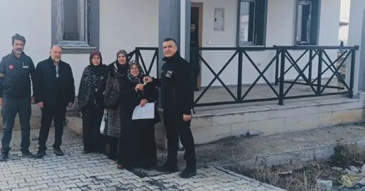 Elazığ’da 80 aile yuvalarına kavuştu