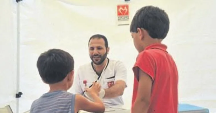 Suriyeli doktor, Türkiye’de sığınmacıları tedavi ediyor