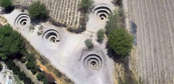 Yüzyıllardır merak edilen deliklerin sırrı çözüldü