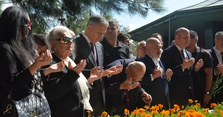 27 Mayıs’ın üç şehidi dualarla anıldı