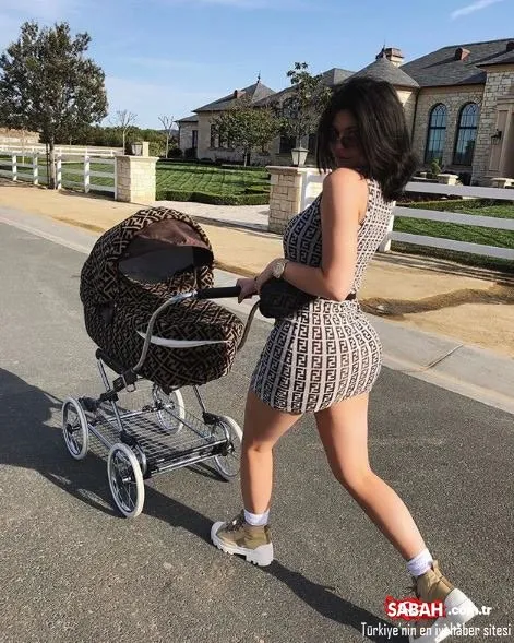Kylie Jenner’ın bebeğinin babası koruması mı?