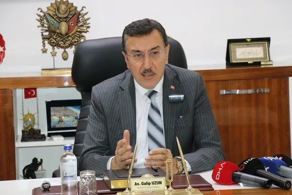 eski-bakan-tufenkci-amasyada-konustu-iki-konuya-dikkat-cekti-1793016810288.jpg