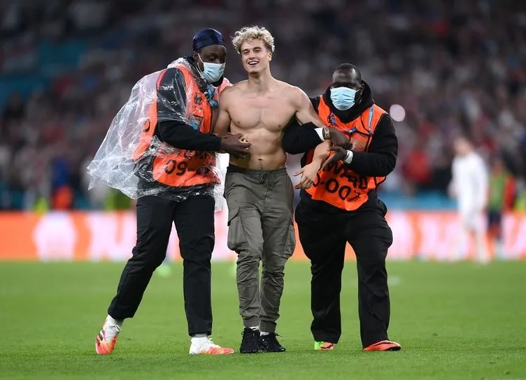 Son dakika: EURO 2020’de final maçı sonrası iğrenç mesajlar ortaya çıktı! ’Medeni’ İngilizler yine sahnede