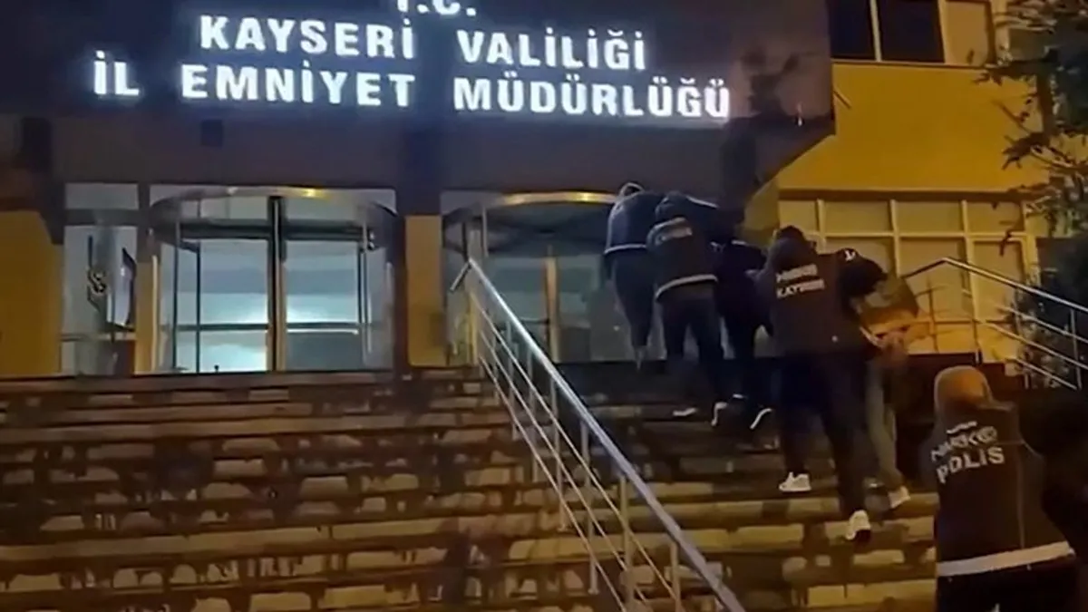 65 ilde uyuşturucu operasyonu; 768 gözaltı 65 ilde uyuşturucu operasyonu; 768 gözaltı